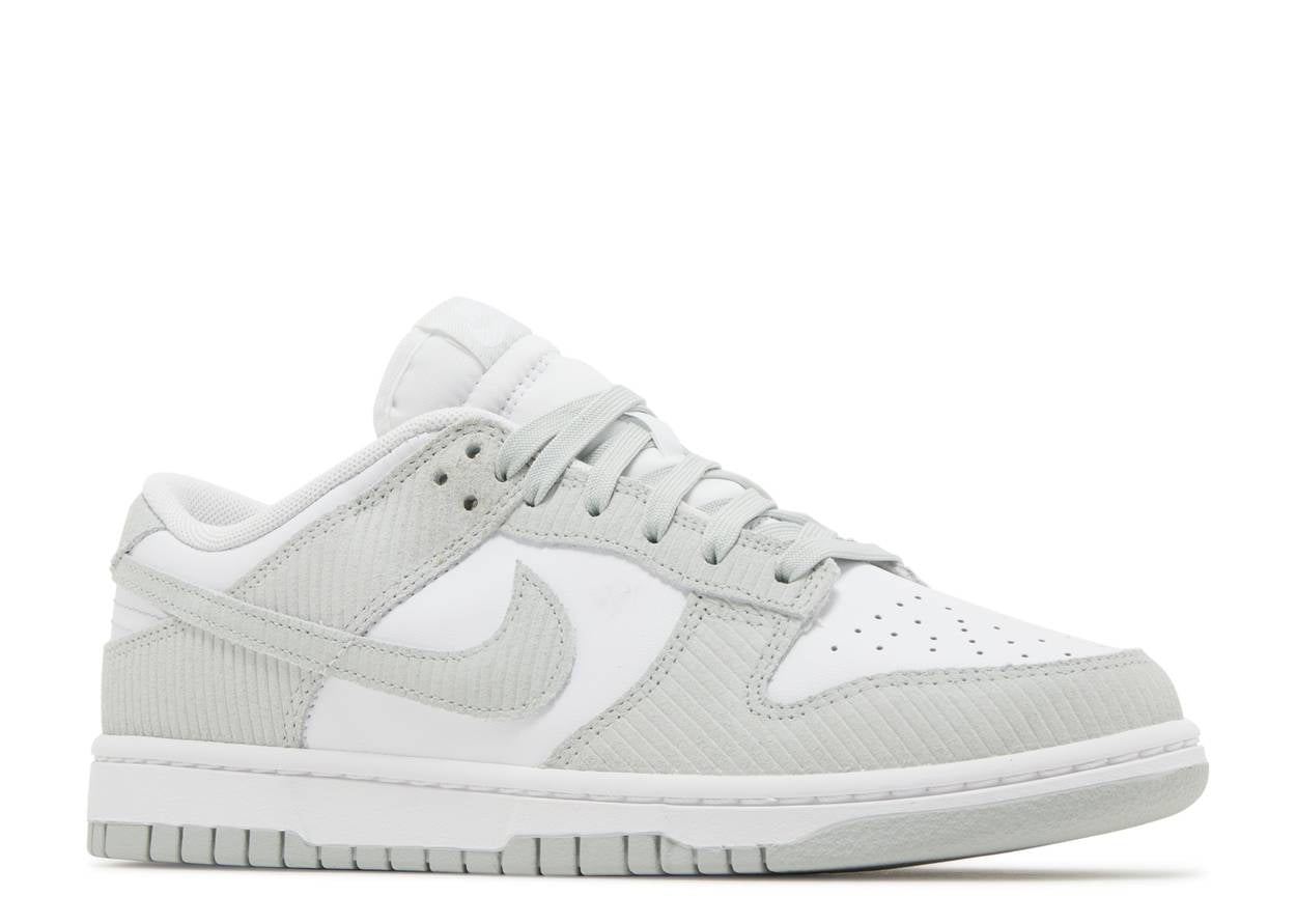 Wmns Dunk Low Light Silver Corduroy