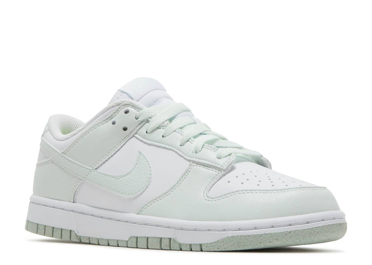 Wmns Dunk Low Next Nature White Mint