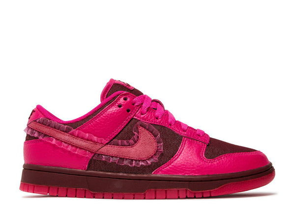 Wmns Dunk Low Valentines Day